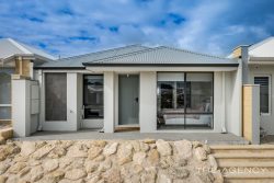 189 Graceful Blvd, Alkimos WA 6038, Australia