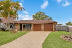 5 Coolabah Ct, Banora Point NSW 2486, Australia