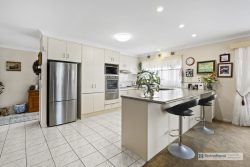 13 Cashel Cres, Banora Point NSW 2486, Australia