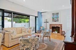 Unit 1/101 Ocean Beach Rd, Woy Woy NSW 2256, Australia