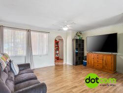 7 Ocean View Rd, Gorokan NSW 2263, Australia