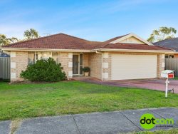 9 Primrose Dr, Hamlyn Terrace NSW 2259, Australia