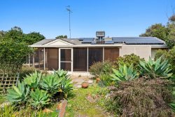 4 Sear St, Pinjarra WA 6208, Australia