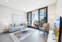 Unit 708/8 Shale St, Lidcombe NSW 2141, Australia