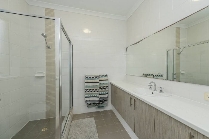 27 Starboard Rd, Yanchep WA 6035, Australia