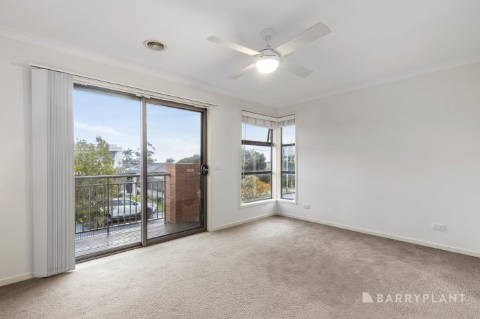 8 Swan Walk, Chelsea VIC 3196, Australia