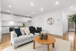 Unit 4/28 Woodbine Grove, Chelsea VIC 3196, Australia