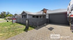 28 Wuraming Bend, Dalyellup WA 6230, Australia