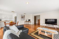 Unit 2/37A Exeter Rd, Croydon North VIC 3136, Australia