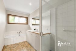 Unit 2/37A Exeter Rd, Croydon North VIC 3136, Australia