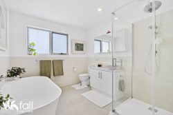 Unit 1/110 Bangalee St, Lauderdale TAS 7021, Australia