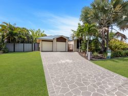 11 Blue Lagoon Way, Dundowran Beach QLD 4655, Australia