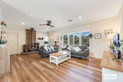 28 Candlebark Ct, Longlea VIC 3551, Australia