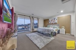 21 Chapman Dr, Wyndham Vale VIC 3024, Australia