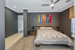 32 Countess Cct, South Yunderup WA 6208, Australia