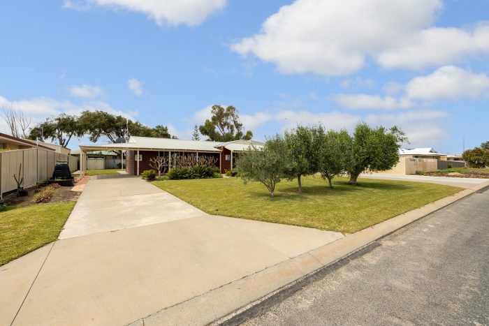 3 Craig Way, Lancelin WA 6044, Australia