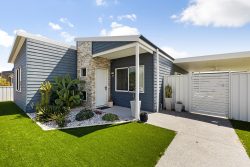 11 Davis Way, Lancelin WA 6044, Australia