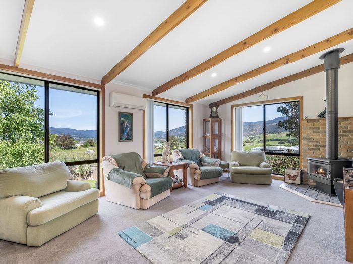 45 Dowlings Rd, Huonville TAS 7109, Australia