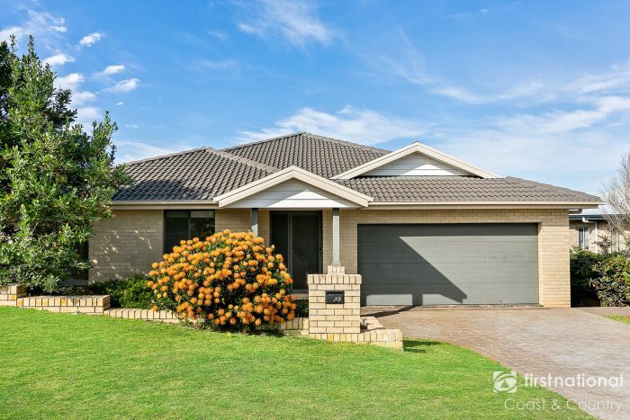 13 Elambra Parade, Gerringong NSW 2534, Australia