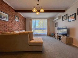 9 Ellwood Ct, Swan Hill VIC 3585, Australia