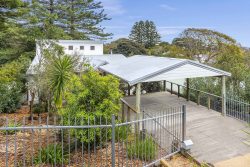 5 Eric St, Bundeena NSW 2230, Australia