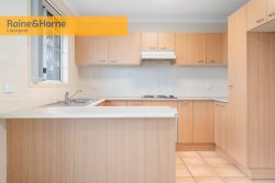 Unit 11/31 Holland Cres, Casula NSW 2170, Australia