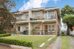 Unit 2/154 Homer St, Earlwood NSW 2206, Australia