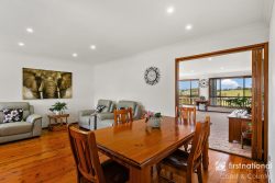 8 Iluka Cres, Kiama Downs NSW 2533, Australia