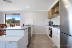 Unit 7/647 Prune St, Lavington NSW 2641, Australia