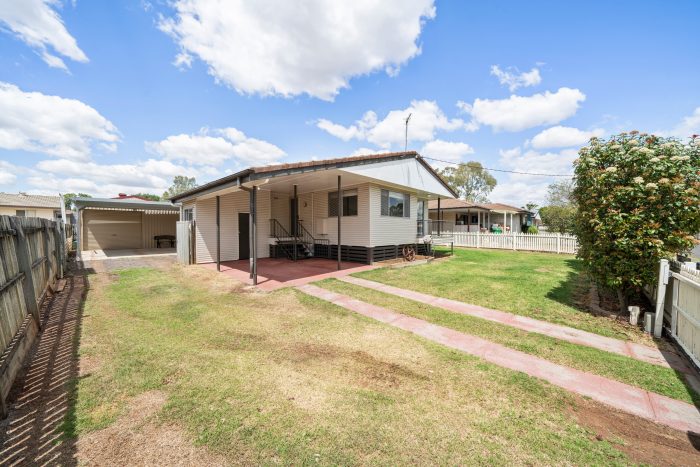 20 Milligan St, Oakey QLD 4401, Australia