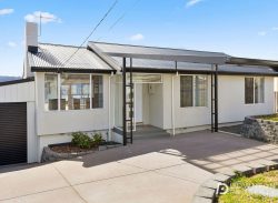 42 Coraki St, Chigwell TAS 7011, Australia