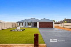 3 Topham Pl, Harvey WA 6220, Australia