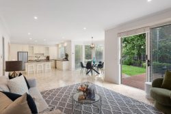 2 Wilburton Parade, Balwyn North VIC 3104, Australia