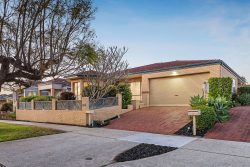 Unit 1/114 Ryrie Ave, Como WA 6152, Australia