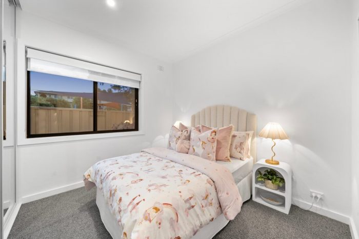 4 Gilmore Pl, Queanbeyan West NSW 2620, Australia