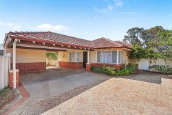 228A St Brigids Terrace, Doubleview WA 6018, Australia