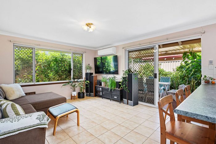 228A St Brigids Terrace, Doubleview WA 6018, Australia