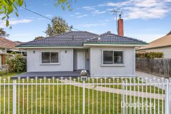 112 Devonshire Rd, Sunshine VIC 3020, Australia