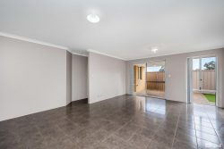 Unit 9/13 Durling Pl, Kelmscott WA 6111, Australia