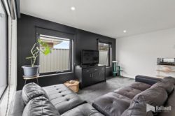 Unit 1/78 Forth Rd, Turners Beach TAS 7315, Australia