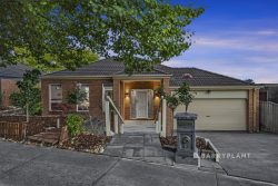 47 Glenview Rise, Berwick VIC 3806, Australia