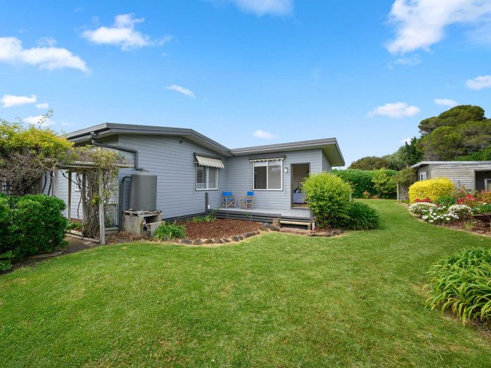 41 Jehu St, Port Fairy VIC 3284, Australia