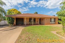 4 Lansdowne Dr, Dubbo NSW 2830, Australia