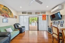 208 Ocean Beach Rd, Woy Woy NSW 2256, Australia