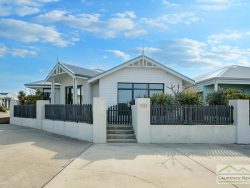 69 Trethowan Prom, Alkimos WA 6038, Australia