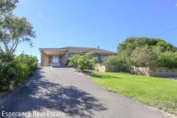 10 Birch St, Esperance WA 6450, Australia