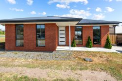 18 Breedon Way, Clarendon Vale TAS 7019, Australia