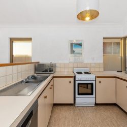 39 De Burgh St, Ledge Point WA 6043, Australia