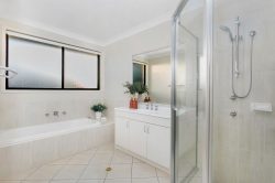 1 Denbigh Ct, Castle Hill NSW 2154, Australia