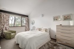 83 Fernside Ave, Briar Hill VIC 3088, Australia